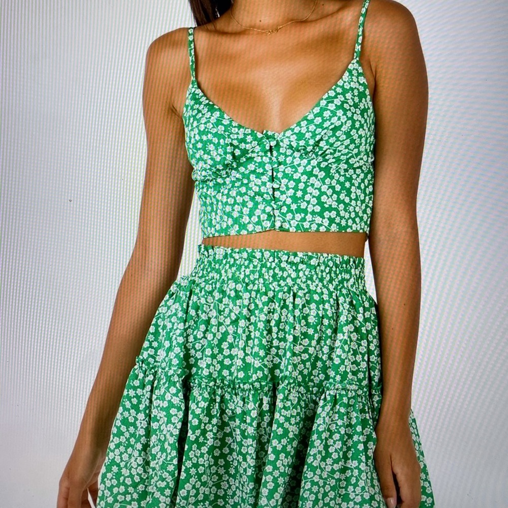 Princess Polly Shah set in green NWT
